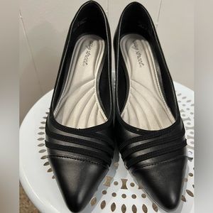 Easy Street|Black Pumps|Size 8